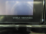 ナビの型式はVXU-185NBiです。