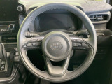 【純正革巻きステアリング】上質な革を使用することで、手にしっかり馴染みとても運転しやすいハンドルです♪