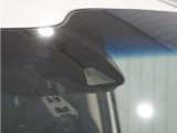 運転する人も、そうでない人も、家族みんなが安心して、自由にお出かけできる生活をサポートする先進機能。