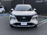 e-4ORCEが人の感覚をはるかに超える速さで4輪の駆動をコントロール。運転がうまくなったように感じる一体感をのあるドライビングを提供します。