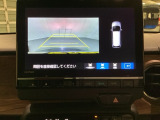 バックでの車庫入れも安心です! リアカメラが付いているバックモニター付のナビを装備しております。バンパーについているソナーや、操作線もついており距離感も画面から確認できます。