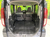 普段のお買い物や通勤、送迎等に十分な荷室スペースを確保しております。セカンドシートを倒すと、大きな荷物の積載も可能です♪
