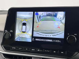 上から丸見えアラウンドビューモニター付きです。