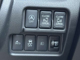 両側電動ドアです☆スライドドアだとお買い物や強風の日にも便利ですよね☆衝突回避支援ブレーキ機能や踏み間違い防止装置も付いております♪