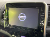 【大画面ナビ】人気の大型9インチナビを装備。存在感のある大画面はインパクト大!ナビ利用時のマップ表示は見やすく、テレビやDVDは臨場感がアップ!いつものドライブがグッと楽しくなります♪