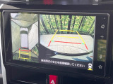 【パノラミックビューモニター】専用のカメラにより、上から見下ろしたような視点で360度クルマの周囲を確認することができます☆死角部分も確認しやすく、狭い場所での切り返しや駐車もスムーズに行えます。