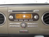 純正のCDデッキが付いています