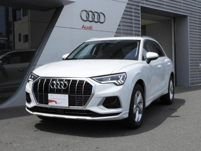 Q3 35 TFSI アドバンスド 