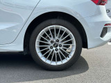 現在お乗りのお車の下取査定もぜひ承ります。