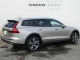 V60クロスカントリー ウルトラ B5 AWD 4WD 
