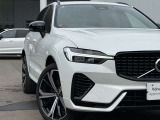 ◆ヘッドライト/VOLVOの代名詞ともいえるTシェイプのライトは、北欧神話のトールハンマーをイメージした意匠です