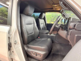 運転席シート廻りは使用感も少なく、良好な状態となっています。丁寧に使われていたことがよくわかりますね。