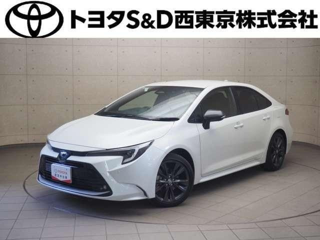 カローラ1.8 ハイブリッド W×B