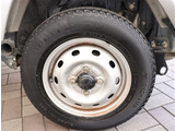 入庫時・販売時・納車前に、弊社基準の68項目に及ぶ点検整備を実施しております。