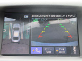 ナビ画面にアラウンドビュ-モニタ-の映像を映し出しています。  狭い場所での車庫入れをサポ-トしてくれる便利アイテムです。