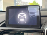 【マツダコネクトナビ】車内の雰囲気にマッチした一体型タイプのナビ。各種車輌設定やBluetooth再生等、様々な機能が楽しめます。直感的なダイヤル操作が可能で、使い勝手も良好です。