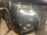 LEDヘッドランプを装備しておりますので、暗い道でも明るく照らしてくれるので安心して夜道やトンネルを運転できますよ!
