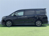 気になる車はすぐにお問い合わせください!画面右側の0066から始まる無料ダイヤルからお問い合わせ下さい!専門スタッフがお車のご質問にお答えいたします!