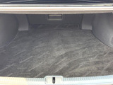 普段のお買い物や通勤、送迎等に十分な荷室スペースを確保しております。