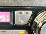 【シートヒーター】寒い日に重宝するシートヒーター!エアコンより早く温まってくれるので寒がりの人も安心ですね♪エアコンの温風は乾燥するから苦手、という方にもをおすすめです。