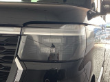 LEDヘッドライトは、点灯の瞬間から最大光量を発揮し、突然暗くなるトンネルなどでの安定感を高めます。