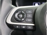 ステアリングスイッチは、各種設定や安全装置のON・OFF、クルーズコントロール、オーディオの操作などをお手元で操作できる便利な装備です!(車種・グレードにより仕様が異なります)