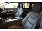 詳細お問い合わせは、VOLVO CAR 姫路まで。079-292-5481
