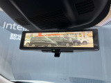 たくさん人や荷物を乗せてもクリアな視界を確保してくれるスマートルームミラー!