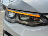LEDマトリックスヘッドライト「IQ.LIGHT」。マトリックスモジュールに搭載されたLEDを個別に点灯点滅することで、眩惑を最小限に、照射エリアは最大限に確保する最新のヘッドライトシステムです。