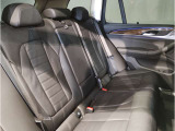 【エアバック】BMWのエアバックやその他の安全装備は、互いに補完しあう事で徹底した安全性を貫きます。万一の事故の際にそれぞれ最適な保護を提供してくれます!