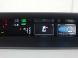 展示車は全てトヨタの車を知り尽くしたエキスパートが基本性能に関わる機能や状態を徹底的にチェックしています。消耗部品の事前交換など法定12ヶ月点検相当の点検・整備を必ず実施しています。