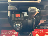 メンテナンスしてある記録簿付きの車両です。(取り扱い説明書&メンテナンスノート)新車購入時からの点検内容が記入してあります!おクルマに関してどんな細かい事でも気になる事があればお気軽にお電話ください!