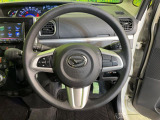 【ステアリングスイッチ】運転中、前方から目線をそらすことなく、オーディオ等の操作が可能な便利機能!安心&快適なドライブを演出してくれます♪