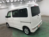 痛みの出やすい運転席シートの角、フロアマット、座面、ともに良好です