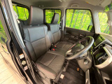 運転席シート廻りは使用感も少なく、良好な状態となっています。丁寧に使われていたことがよくわかりますね。