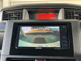 バックガイドモニターで、後方を確認しながら安心して駐車することができます。運転初心者も熟練者も必須の機能ですよ!