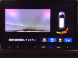 バックカメラが付いているので、車庫入れもラクラクです♪更にバンパーに取り付けられたソナーセンサーで、障害物を音とナビゲーション画面で知らせてくれます♪