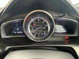 【スピードメーター】メーターがシンプルで見やすく運転しやすいですね!