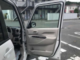 ご購入後のアフターフォローもお任せください。自社東北運輸局指定工場完備。車検・整備・オイル交換・タイヤ交換等何でもお任せください。