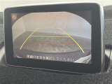 【バックモニター】後ろのカメラの映像をモニターに映し出すことができます!後方の見えない死角や、障害物との距離感をしっかり確認することができます!駐車が苦手な方におすすめです。