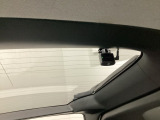 後方にもドライブレコーダーのカメラ(Aftermarket品)が付いています。前後両方でお車の周りを監視・記録いたします。
