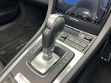 気になる箇所や、画像のリクエストなどお気軽にオートステージ堺のプレミアムカー専門スタッフにお問い合わせください。TEL:072-224-4908