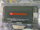 【純正ナビ】人気の純正ナビを装備しております。ナビの使いやすさはもちろん、オーディオ機能も充実!キャンプや旅行はもちろん、通勤や買い物など普段のドライブも楽しくなるはず♪
