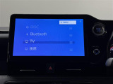 【10.5型ディスプレイオーディオplus】ラジオはもちろん、BluetoothオーディオやTV、Apple CarPlayやAndroidAutoなど多彩な機能を備えます。ナビゲーション機能も搭載。