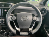 【純正革巻きステアリング】上質な革を使用することで、手にしっかり馴染みとても運転しやすいハンドルです♪