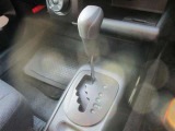 ☆Super CVT-i☆常に効率のよいエンジン回転数をキープし、燃費の向上に貢献します。変速ショックのない滑らかな走りも楽しめます♪