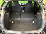 普段のお買い物や通勤、送迎等に十分な荷室スペースを確保しております。セカンドシートを倒すと、大きな荷物の積載も可能です♪