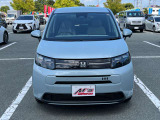 フリード 1.5 エアー 4WD 両側電動スライドドア USB クルコン