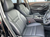 快適に運転できるドライブポジション!パワーシート、シートヒーター付き