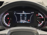 【メーターまわり】ドライバーから見やすい位置にあって安全運転に寄与します。マルチインフォメーションディスプレイでは、クルマに関する情報の確認はもちろん、各種安全機能・装備のON/OFFも設定可能。